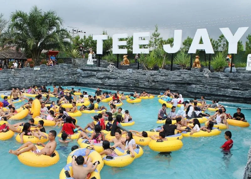 Teejay waterpark salah satu tempat wisata di Tasikmalaya yang lagi hits