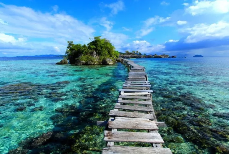 nama nama pantai dan laut di Pulau Sulawesi